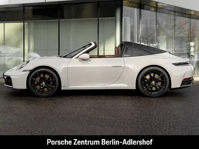 Neu Porsche 992 480 PS (353 kW) 2025 Weiss Coupé