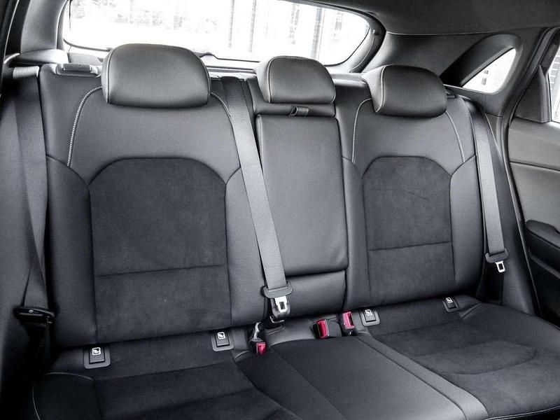 Neu Kia Ceed GT GT-Line 140 PS (102 kW) 2026 (h8g) dark penta metal m Limousine