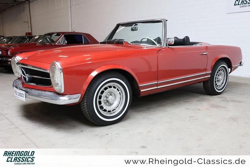 Gebraucht Mercedes 230 150 PS (110 kW) 1966 Rot Cabrio