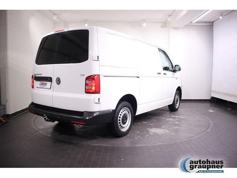 Gebraucht VW T6 114 PS (83 kW) 2018 Weiss Van