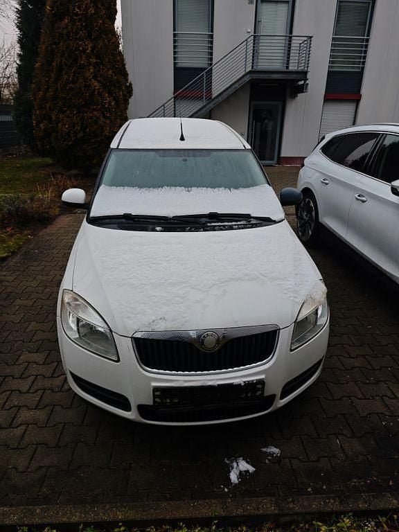 Weiß Gebraucht 2008 Skoda Roomster Van / Kleinbus | 899 € (Superpreis) - Bild 1/4