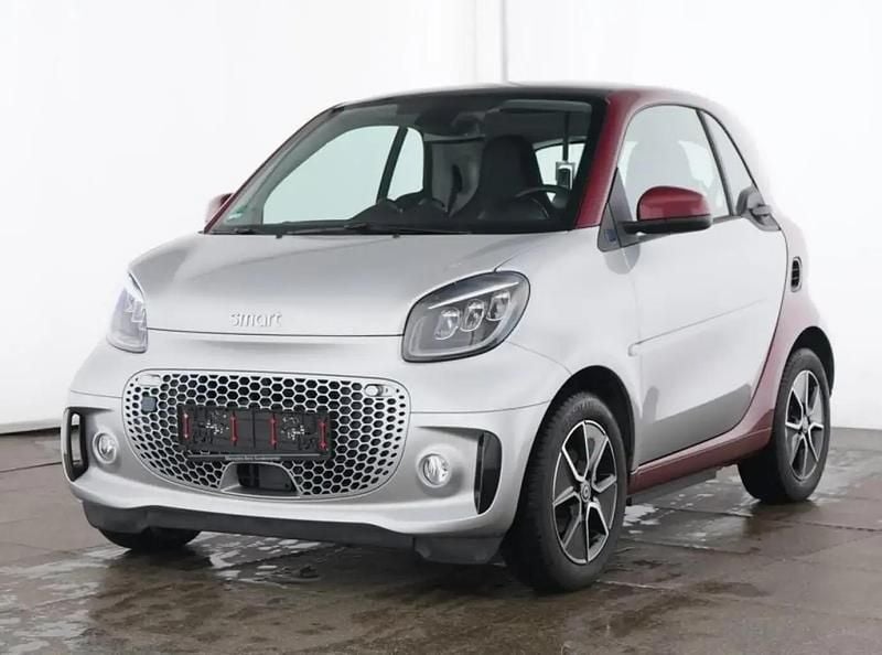 Gebraucht Smart ForTwo Coupé Passion Exclusive 60 kW (82 PS) 2024 Silber Kleinwagen