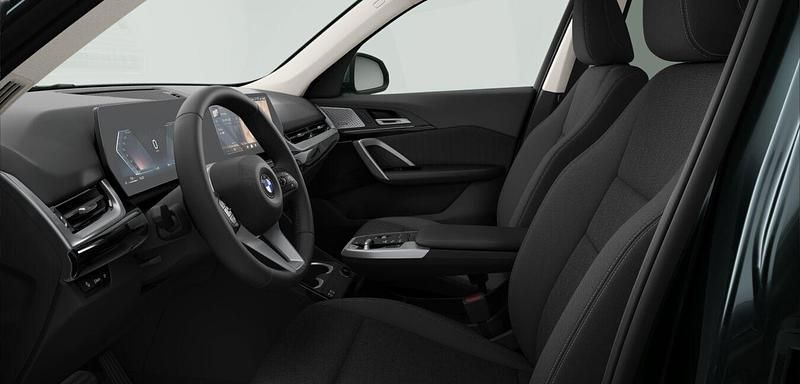 Gebraucht BMW X1 Shadowline 163 PS (119 kW) 2025 Grün SUV