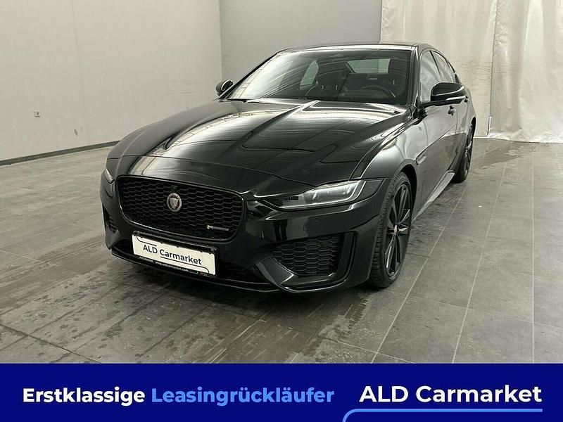 Schwarz Gebraucht 2022 Jaguar XE R-Dynamic Limousine | 29.480 € (Etwas zu teuer) - Bild 1/4