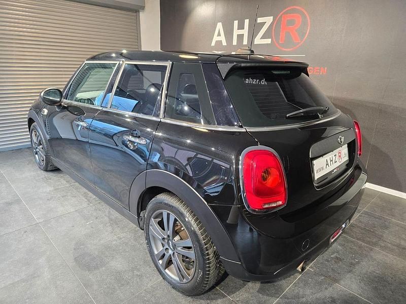 Gebraucht Mini ONE 102 PS (75 kW) 2015 Midnight black Kleinwagen