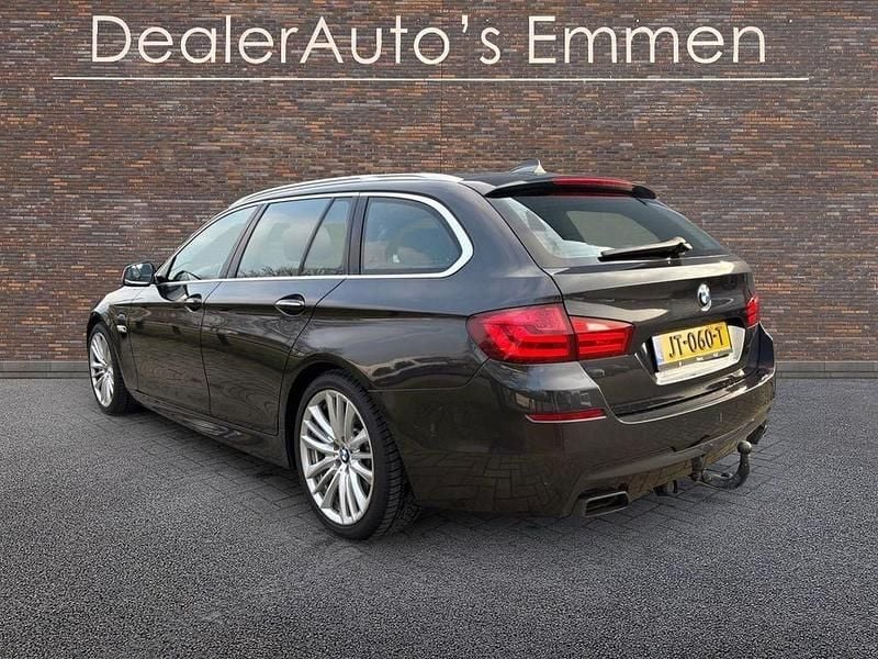 Gebraucht BMW M550 Performance 381 PS (280 kW) 2012 Grau Limousine