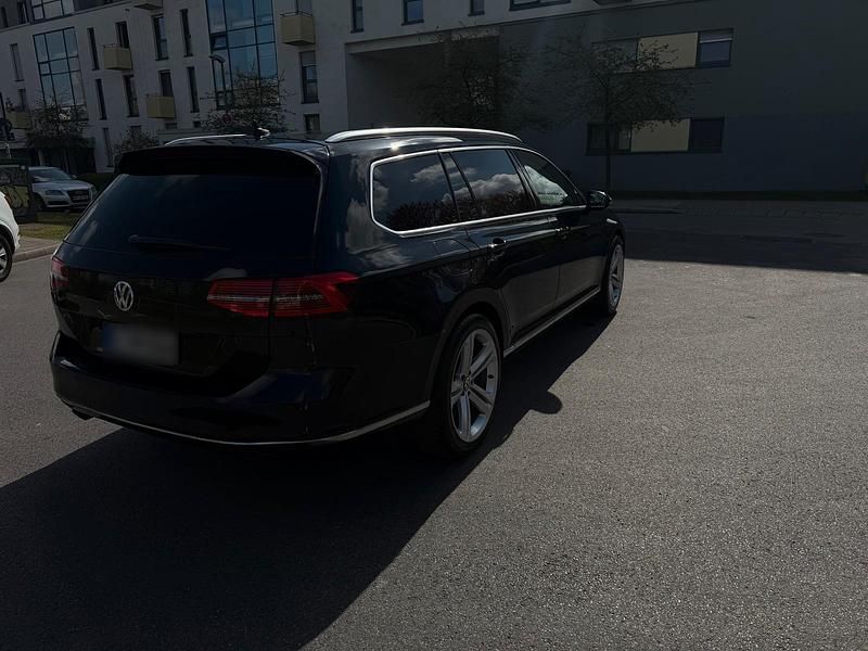 Gebraucht VW Passat Highline 190 PS (139 kW) 2016 Kombi
