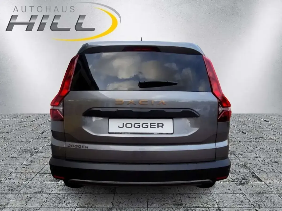 Neu Dacia Jogger Extreme 110 PS (80 kW) 2025 Grau Van / Kleinbus