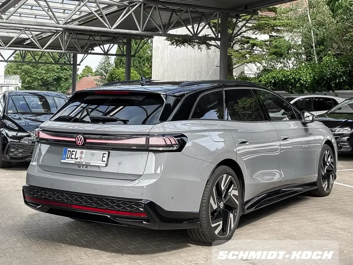 Gebraucht VW ID.7 GTX 250 kW (340 PS) 2026 Mondsteingrau (grau) Kombi
