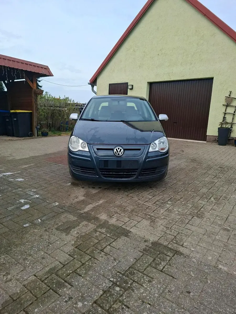 Gebraucht VW Polo 80 PS (58 kW) 2008 Grau Kleinwagen