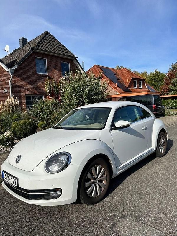 Gebraucht VW Beetle 105 PS (77 kW) 2015 Weiß Kleinwagen
