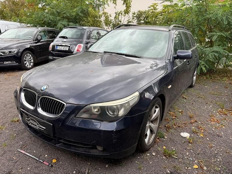 Blau Gebraucht 2005 BMW 525 Kombi | 2.490 € (Superpreis) - Bild 1/4