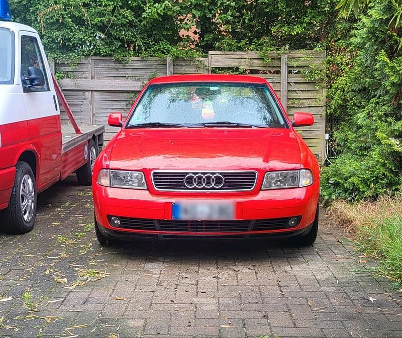 Rot Gebraucht 1997 Audi A4 Limousine | 999 € (Fairer Preis) - Bild 1/4