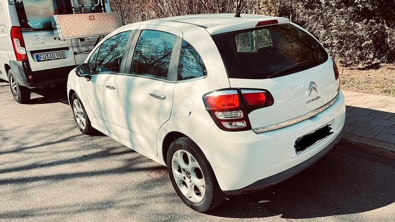 Gebraucht Citroën C3 68 PS (50 kW) 2014 Weiß Kleinwagen
