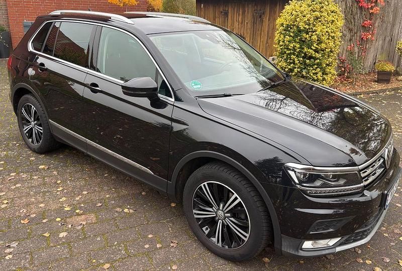 Gebraucht VW Tiguan Comfortline 150 PS (110 kW) 2016 Schwarz SUV