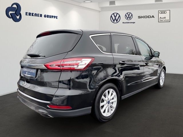 Gebraucht Ford S-MAX Titanium 239 PS (175 kW) 2018 Schwarz Van / Kleinbus