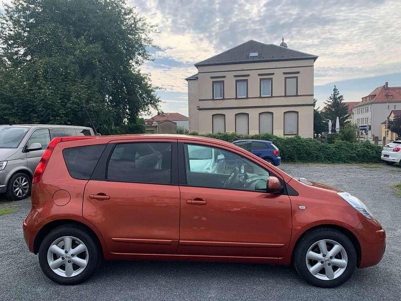 Gebraucht Nissan Note Acenta 88 PS (64 kW) 2008 Orange Limousine