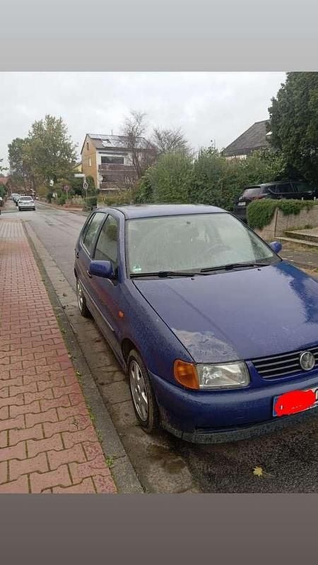 Gebraucht 1997 VW Polo Limousine | 1.500 € (Etwas zu teuer) - Bild 1/4