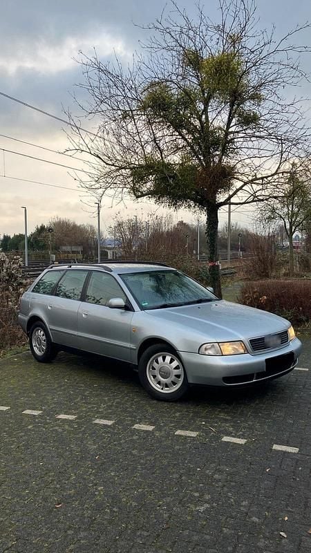 Gebraucht Audi A4 150 PS (110 kW) 1998 Silber Kombi