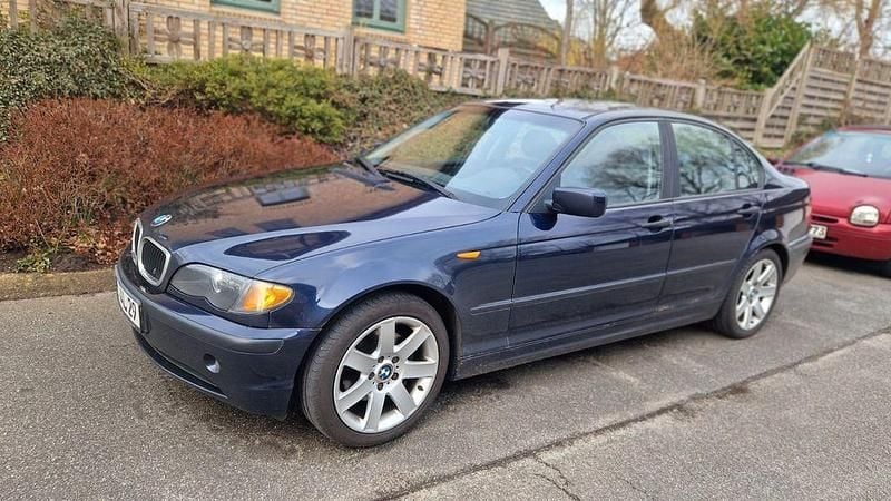 Gebraucht BMW 320 150 PS (110 kW) 2003 Blau Limousine