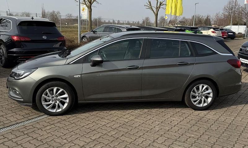 Gebraucht Opel Astra Business 110 PS (80 kW) 2019 You drive me crazy Kombi