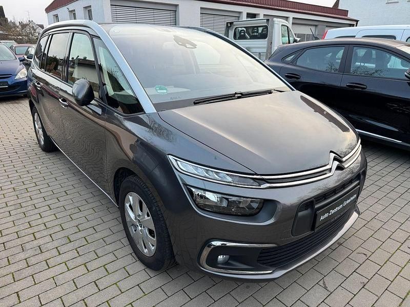 Grau Gebraucht 2020 Citroën Grand C4 Picasso Feel Van / Kleinbus | 11.900 € (Guter Preis) - Bild 1/4