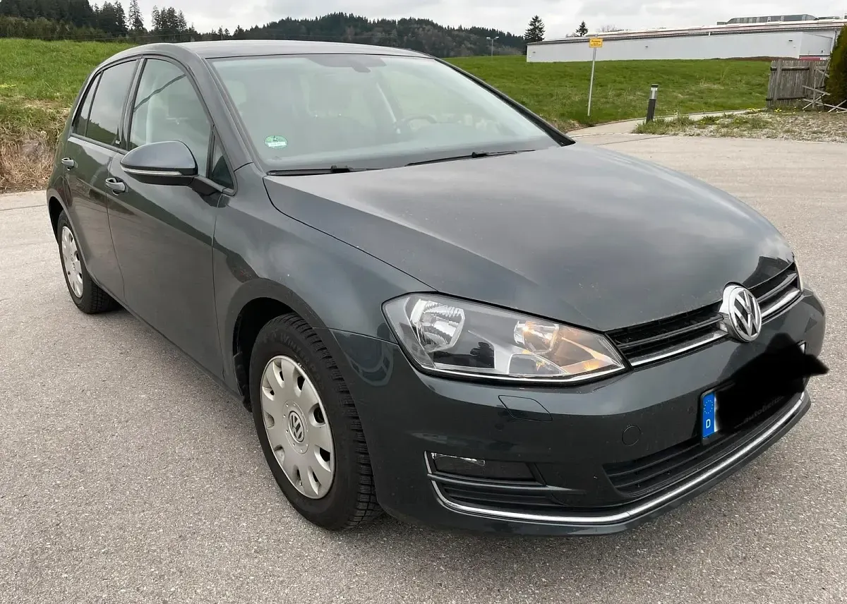 Gebraucht VW Golf VII Allstar 125 PS (91 kW) 2016 Schwarz Kleinwagen