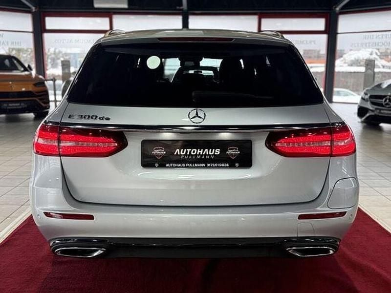 Gebraucht Mercedes E300 Avantgarde 306 PS (225 kW) 2020 Iridiumsilber  metallicl Kombi