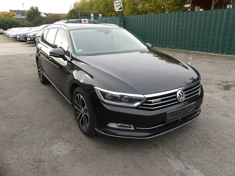 Gebraucht VW Passat Highline 239 PS (175 kW) 2017 Schwarz Kombi