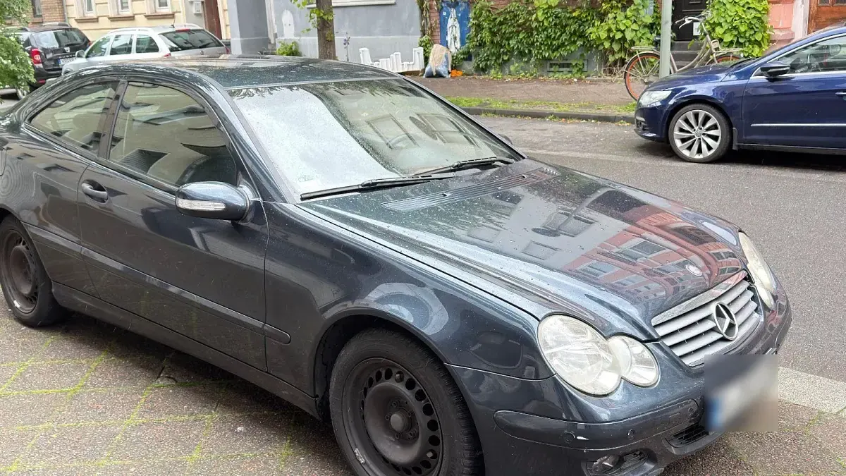 Gebraucht Mercedes C220 Classic 150 PS (110 kW) 2004 Schwarz Coupé