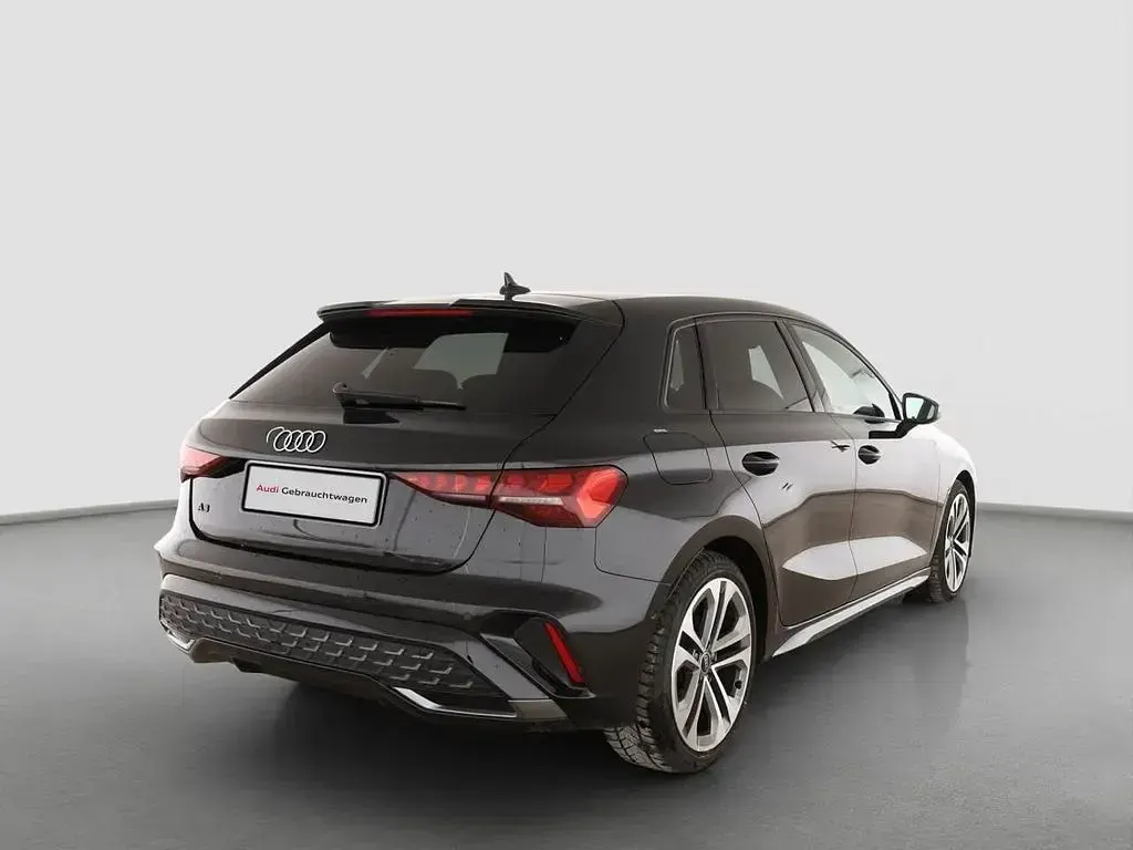 Gebraucht Audi A3 S-Line 150 PS (110 kW) 2025 Schwarz Limousine