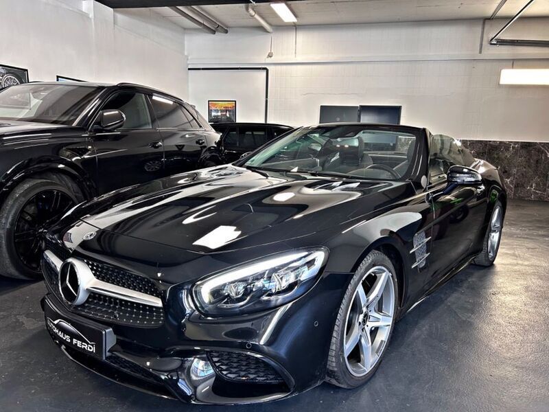 Obsidianschwarz metalliclack Gebraucht 2020 Mercedes SL400 AMG Cabrio | 67.900 € (Teuer) - Bild 1/4