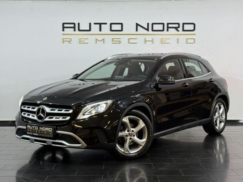Schwarz Gebraucht 2020 Mercedes GLA200 Business SUV | 23.490 € (Superpreis) - Bild 1/4