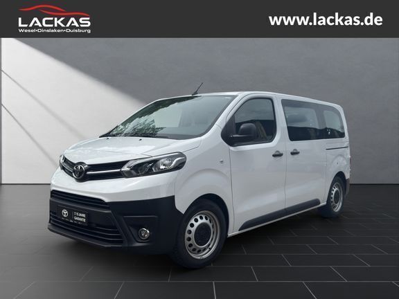 Ice white Gebraucht 2023 Toyota Proace Verso Comfort Kombi | 30.950 € (Guter Preis) - Bild 1/4