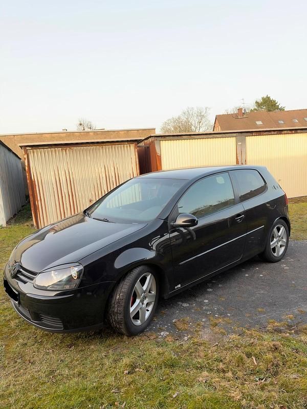 Gebraucht VW Golf 105 PS (77 kW) 2005 Schwarz Coupé