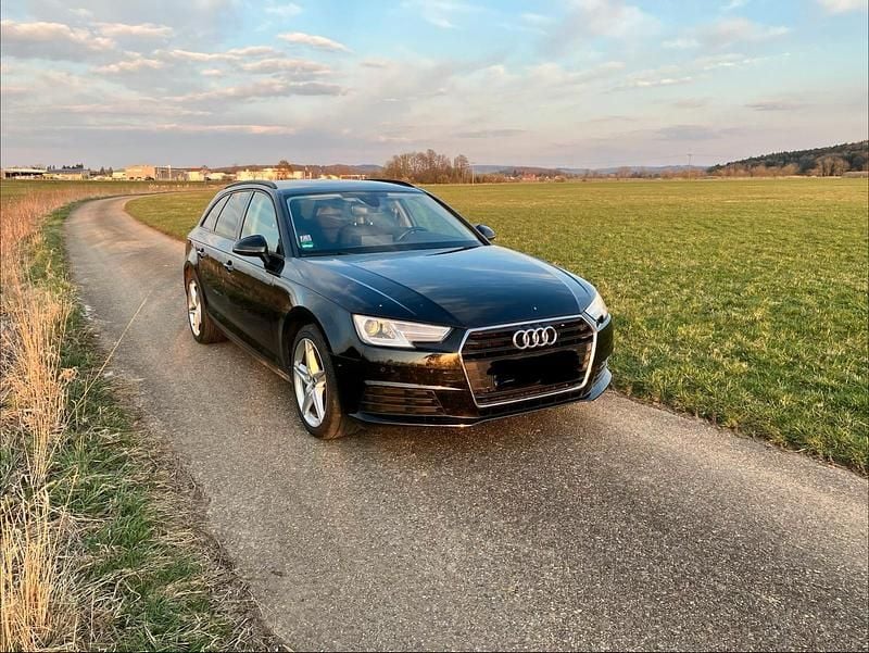 Gebraucht Audi A4 150 PS (110 kW) 2017 Schwarz Kombi
