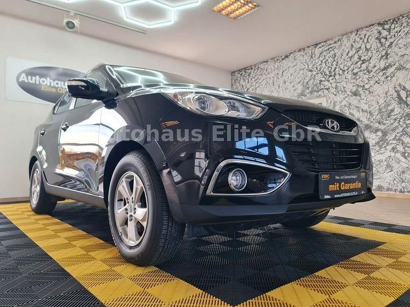 Schwarz Gebraucht 2012 Hyundai ix35 Style SUV | 8.950 € (Fairer Preis) - Bild 1/4
