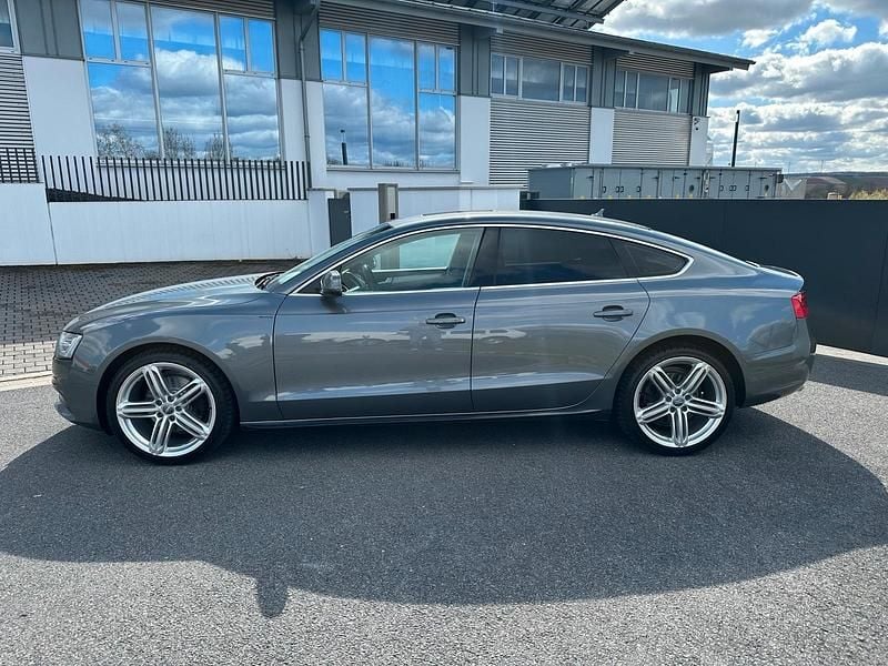 Gebraucht Audi A5 Sportback 190 PS (139 kW) 2015 Grau Kleinwagen