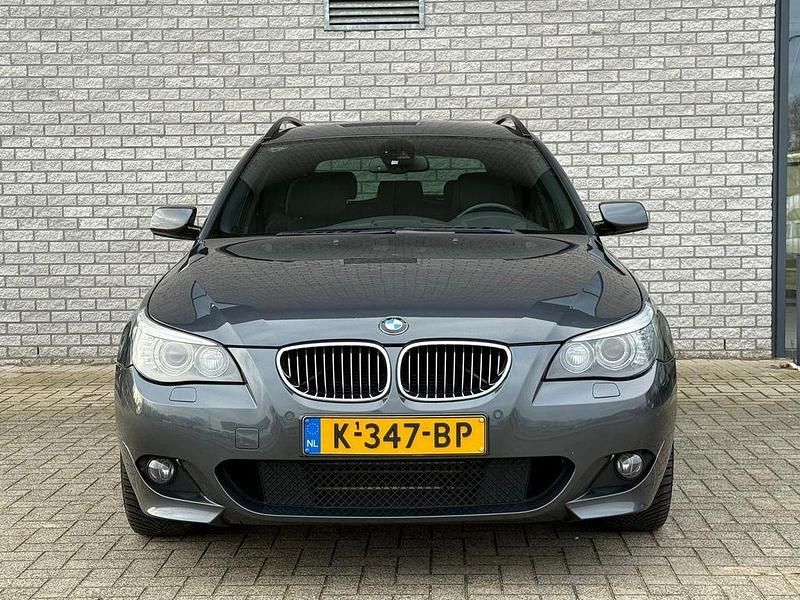 Gebraucht BMW 530 M Sport 272 PS (200 kW) 2008 Grau Kombi