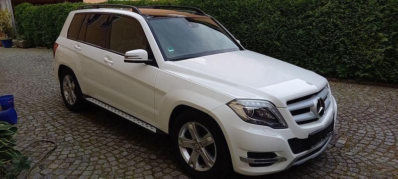 Weiß Gebraucht 2013 Mercedes GLK250 SUV | 13.000 € (Superpreis) - Bild 1/4