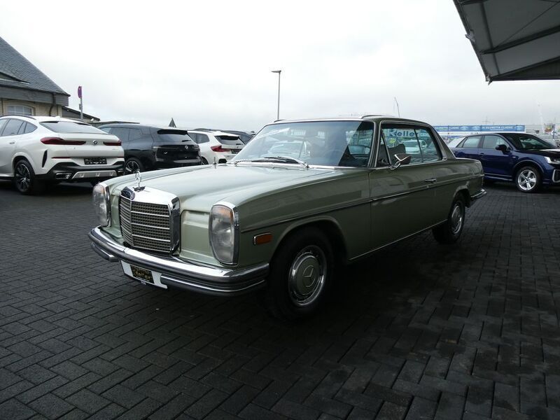 Gebraucht Mercedes 280 185 PS (136 kW) 1973 Grün Coupé