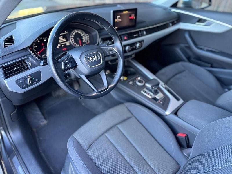 Gebraucht Audi A4 190 PS (139 kW) 2017 Grau Kombi