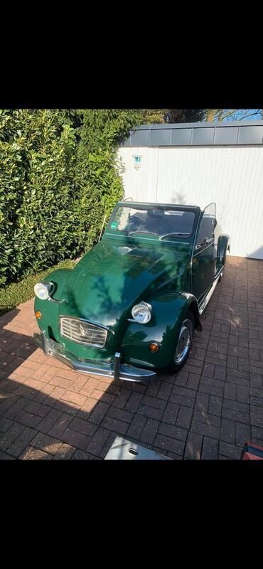 Grün Gebraucht 1984 Citroën 2CV Cabrio | 11.800 € - Bild 1/4
