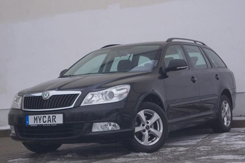 Gebraucht Skoda Octavia 80 PS (58 kW) 2010 Schwarz Kombi