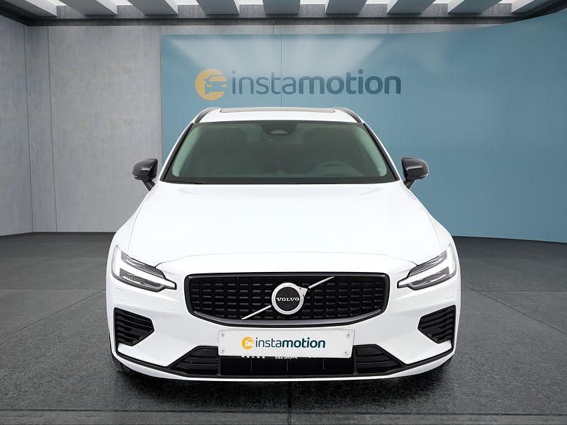 Gebraucht Volvo V60 398 PS (292 kW) 2025 Weiß Kombi
