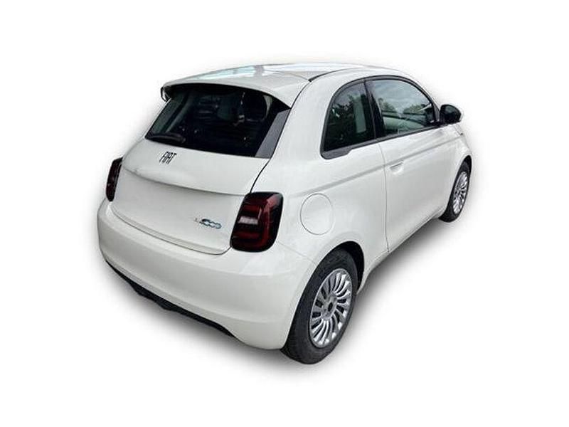 Gebraucht Fiat 500e Action 69 kW (95 PS) 2023 Weiß Limousine