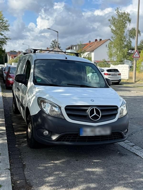 Weiß Gebraucht 2016 Mercedes Citan 109 | 8.299 € (Fairer Preis) - Bild 1/4