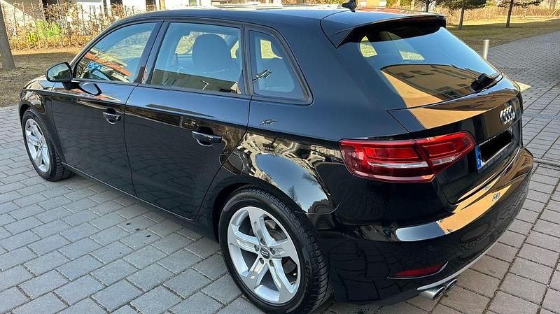 Gebraucht Audi A3 Design 150 PS (110 kW) 2018 Schwarz Limousine