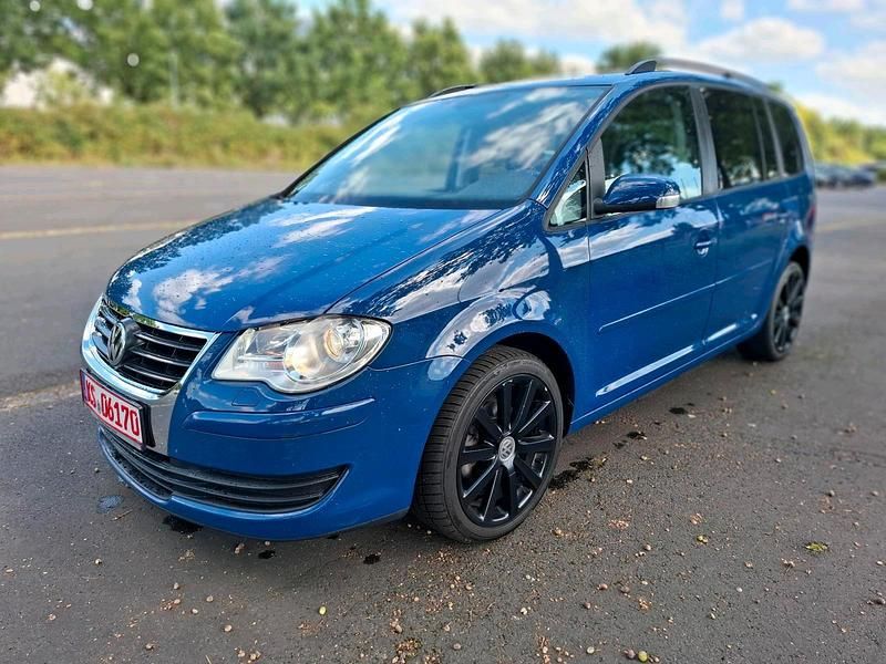 Blau Gebraucht 2009 VW Touran Van / Kleinbus | 5.400 € (Fairer Preis) - Bild 1/4