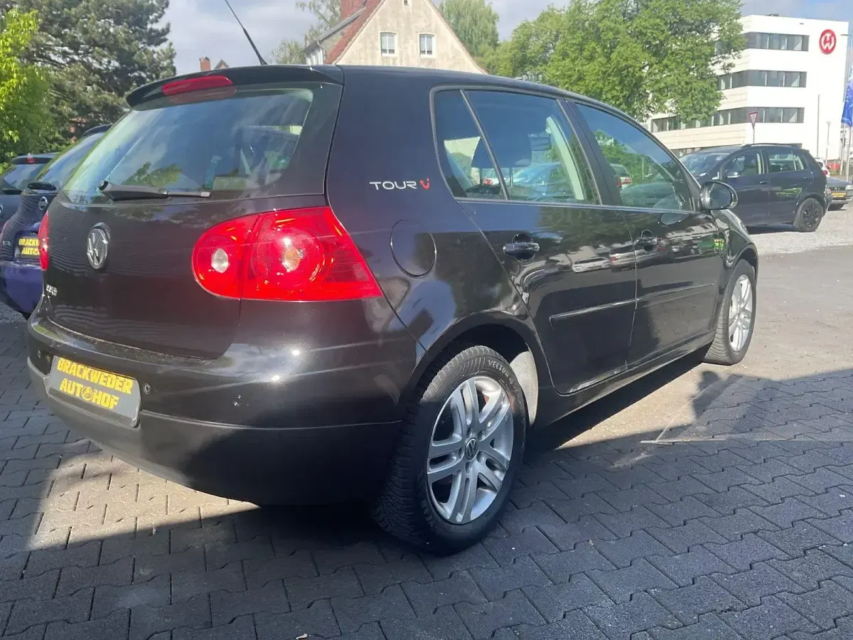 Gebraucht VW Golf V 80 PS (58 kW) 2007 Schwarz Limousine
